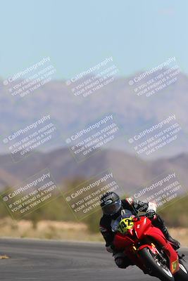media/May-11-2024-SoCal Trackdays (Sat) [[cc414cfff5]]/9-Turn 14 (1125am)/